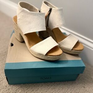 Toms Cream Wedges with Textured Straps